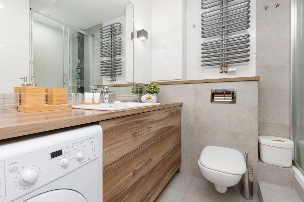 Warsaw Magellana Apartment By Noclegi Renters Екстер'єр фото